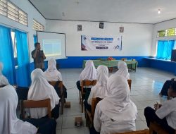 Literasi Menguatkan Karakter, Hifni Djafar Motivasi Siswa SMPN SATAP Ekoreko