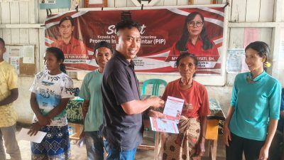 Kepedulian Terhadap Dunia pendidikan MY Esti Wijayati, Politisi PDIP Salurkan PIP Aspirasi kepada 1.725 Siswa di Manggarai Timur